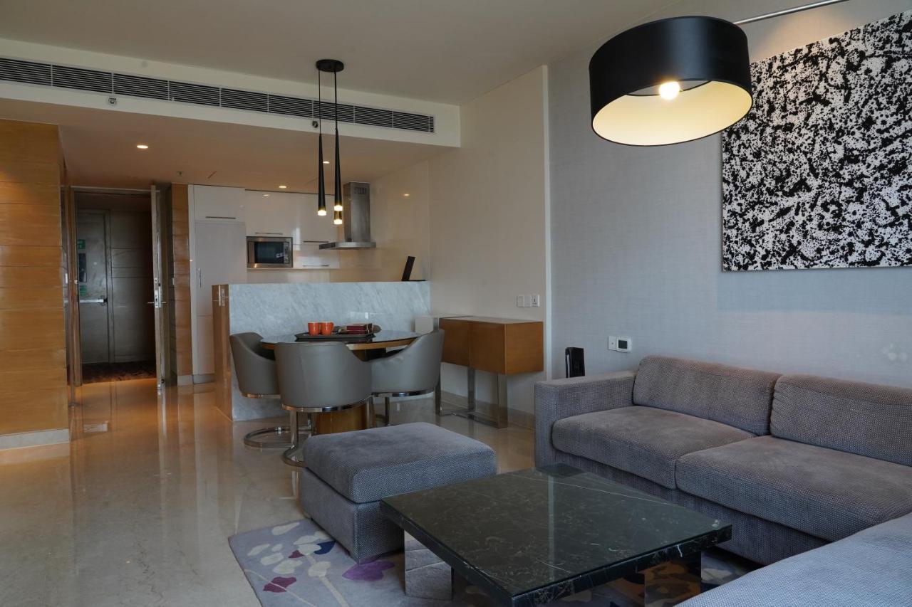 Marriott Executive Apartments Hyderabad Exterior foto